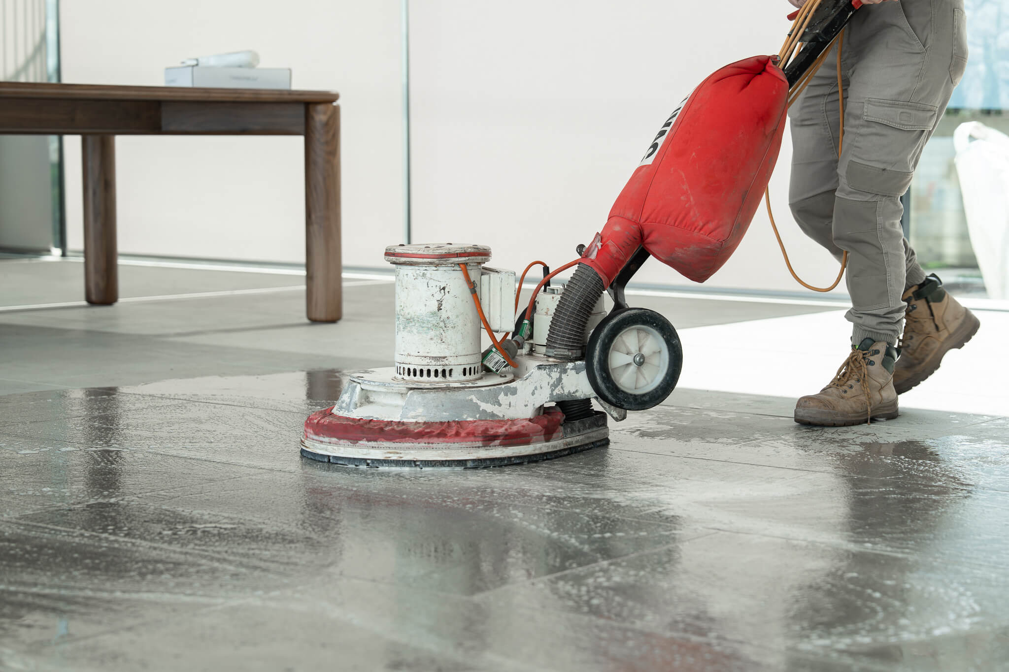 Professional floor care in a commercial space
